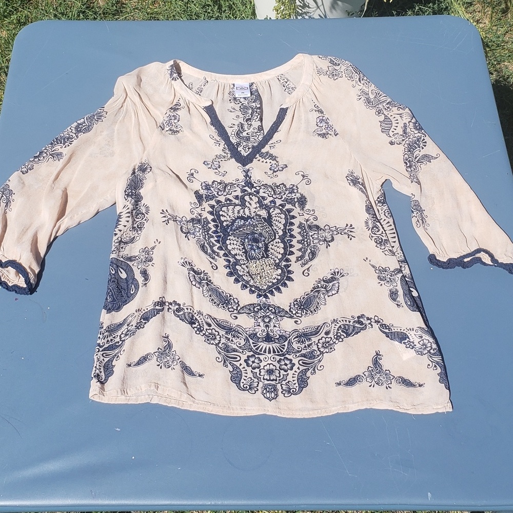 Bila Beaded blouse. SIZE M
